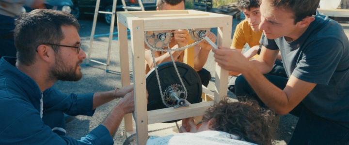 Vivre ici – « Filmer des futurs désirables », le nouveau long-métrage « Low Tech » d’Adrien Bellay en avant-première à Lodève
