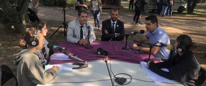 Plateau radio des jeunes de la radio interco de la Vallée de l’Hérault sur le Festival Clapotis