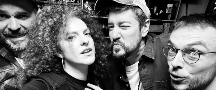 Vivre la nuit – PIPI TORNADO et BADGAD RODEO, A Charge De Cravache