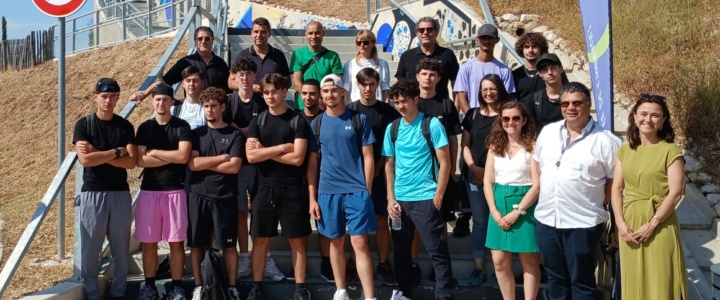 Vivre ici – Inauguration de la fresque réalisée sur la passerelle de l&rsquo;A750 avec le lycée Simone Veil de Gignac