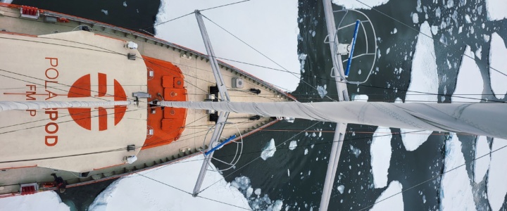 Chronique Antarctique 8 : Persévérance taille sa route dans la glace